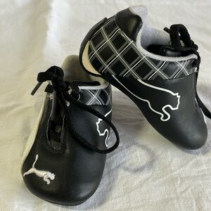 NWOT Puma toddler lace-up sneakers size 3